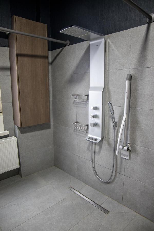 Hotel Guzy リール エクステリア 写真